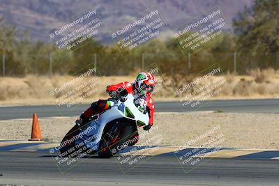 media/Jan-09-2022-SoCal Trackdays (Sun) [[2b1fec8404]]/Turn 6 (1035am)/